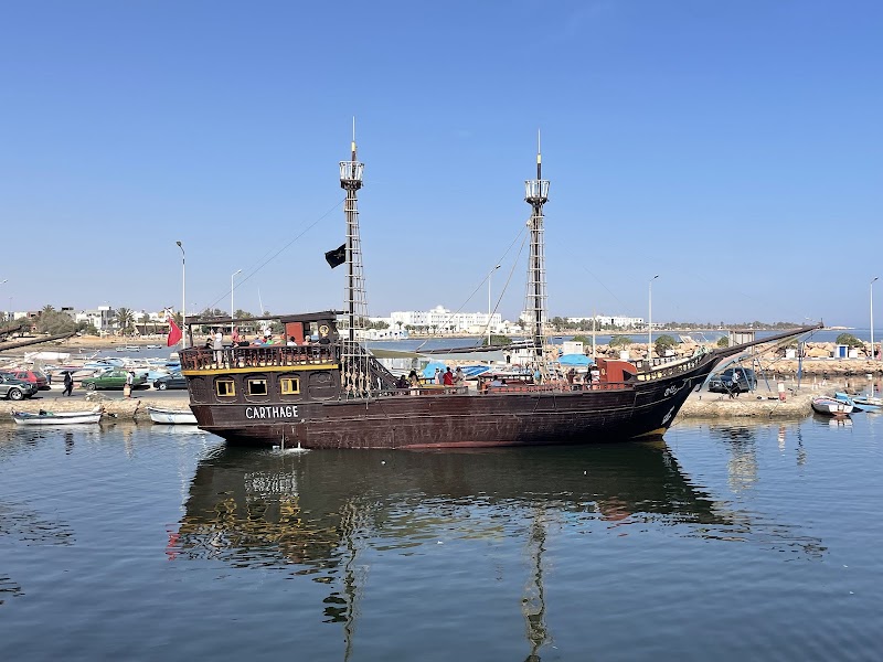 Plage de Bin El Ouidiane