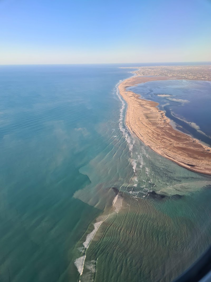 Plage de Ras R'mel (Île aux Flamants)